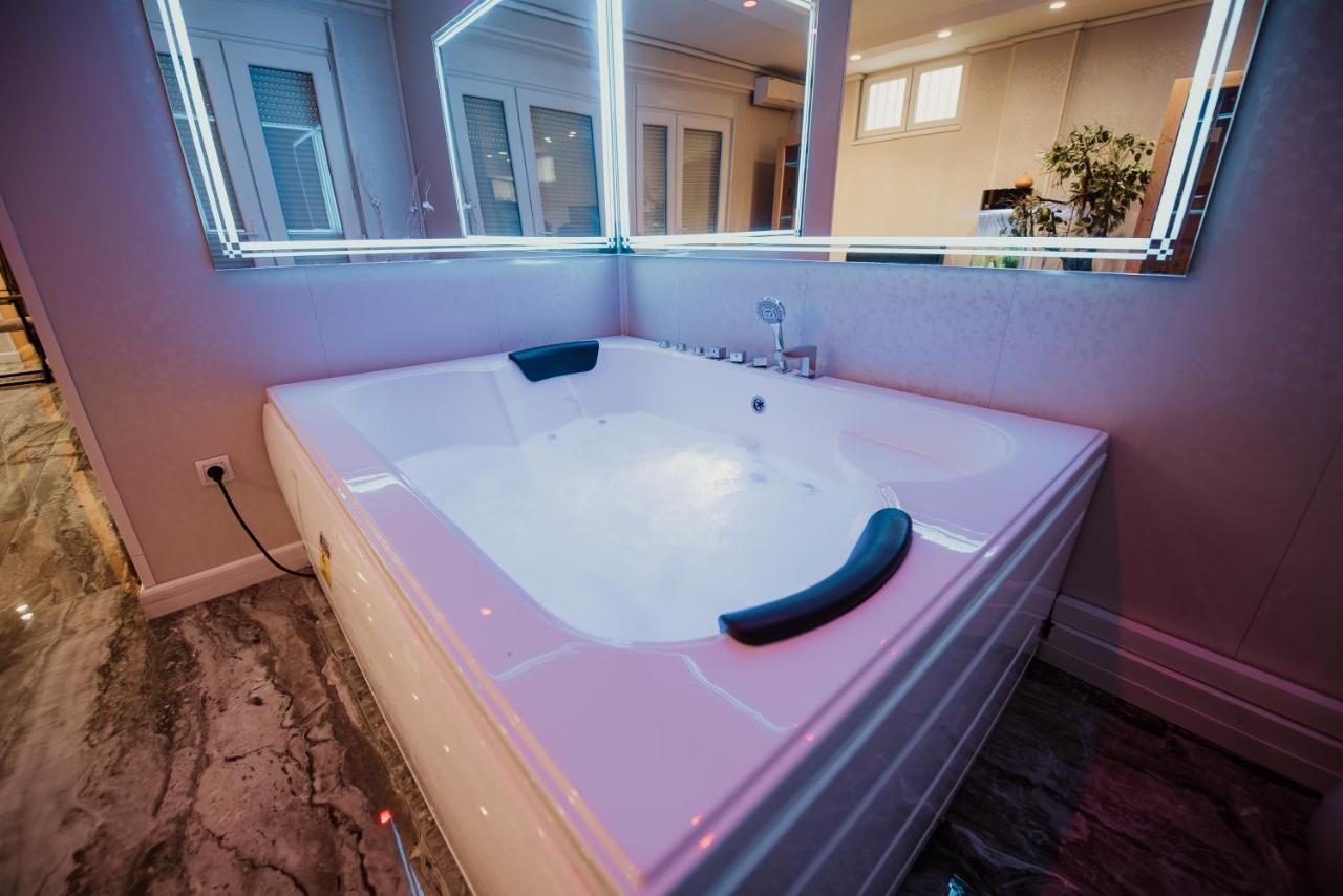 Spa Lux Apartmani Novi Sad Eksteriør bilde